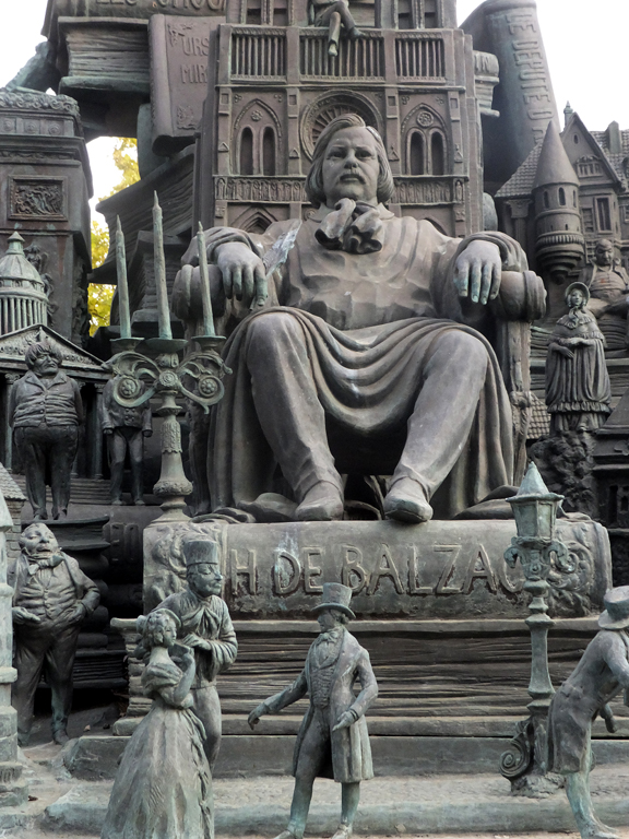 The town features one quirky sculpture: A fanciful representation of the novelist and playwright Honore de Balzac, donated by the people of Russia. Balzac spent his early childhood in the region.