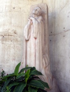 The other reason to visit Rouen was to pay homage to Joan of Arc, the feisty teenage visionary and heroine of France who was burned at the stake here in 1431, a few inches from the site of this sculpture.