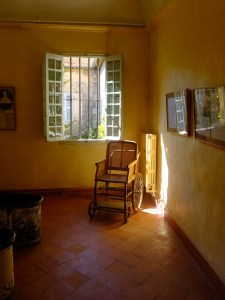 Across the hall from his bedroom, this tub therapy room was especially poignant.