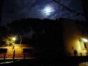 The night before we left, I took this photo from our apartment window. On the right is a young couple under the twin spells of a full moon and this intoxicating city. I think we'll have to return some day. Venice, after all, is for lovers.