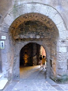 Ancient archways and steps lead from the high part of town down to the shore.