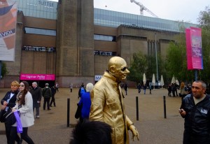 Also nearby was the Tate Modern, London's gallery of international modern art.