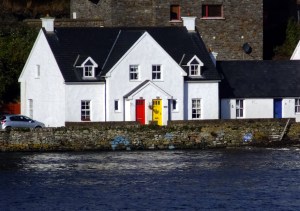 We stayed right on the harbor at No.1 Lobster Cottage, World’s End. It was a very nice three-bedroom townhouse behind the red door in this photo. The extra bedrooms allowed us to invite family members to visit us from the US. You’ll meet them later in this post. This place was perhaps the best off-season travel bargain of the whole trip, at about $1100 US for the entire four weeks.