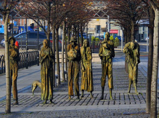 The darkest chapters of Ireland's history are also memorialized. These life-sized sidewalk sculptures hauntingly depict the Great Famine of the 1840s.